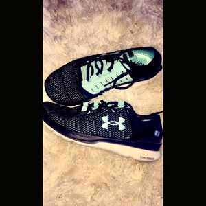 ❗️❗️Women’s Under Armour Running Shoes❗️❗️